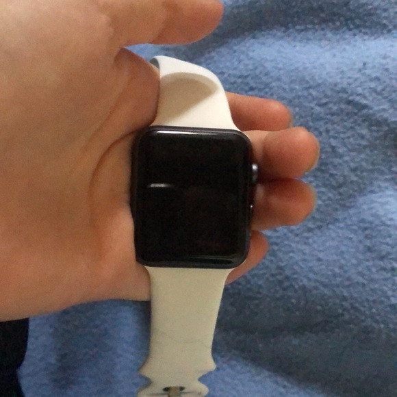 Apple Watch Series 1 with dual charger for both iPhones, Apple Watches like new! - Picture 2 of 4